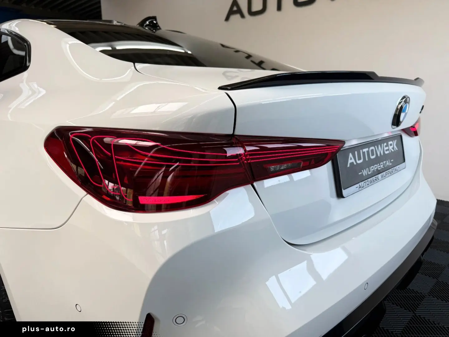 BMW M4 Coupe Competition HUD KAMERA H&R
