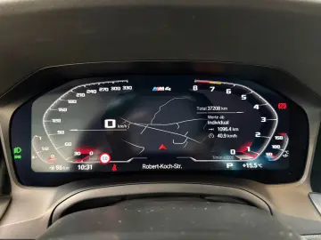 BMW M4 Coupe Competition HUD KAMERA H&R
