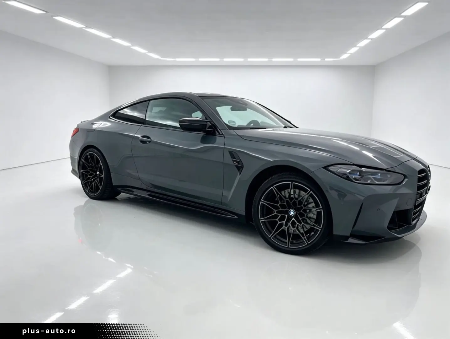 BMW M4 Coupe Competition Carbon- Schalensitze HU-Neu