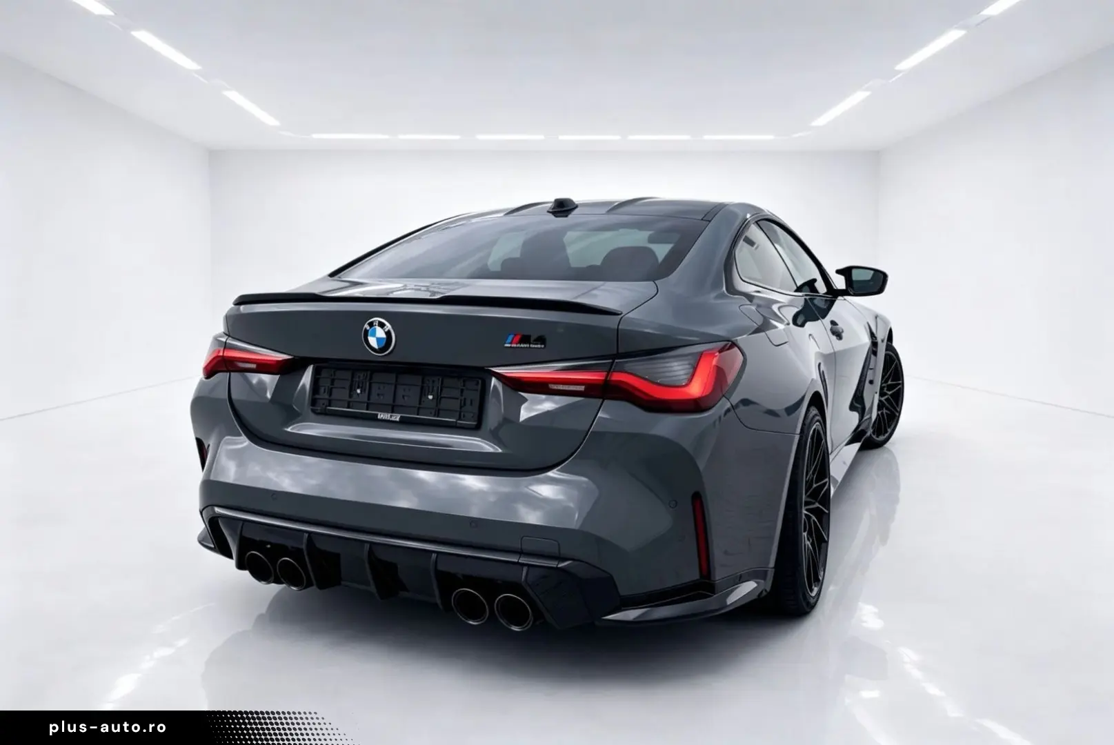 BMW M4 Coupe Competition Carbon- Schalensitze HU-Neu