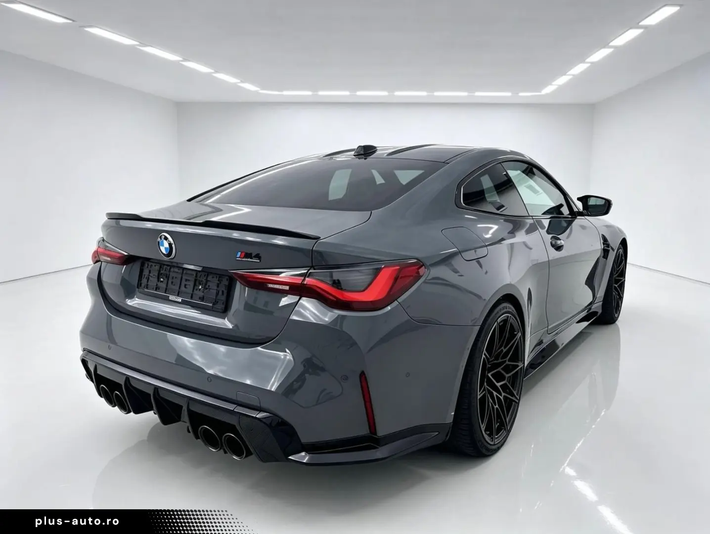 BMW M4 Coupe Competition Carbon- Schalensitze HU-Neu