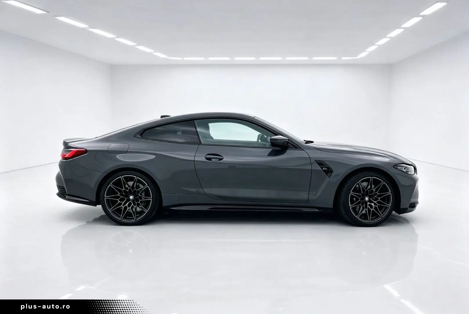 BMW M4 Coupe Competition Carbon- Schalensitze HU-Neu