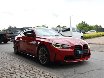 BMW M4 Coupe xDrive Competition 50 Jahre Edition