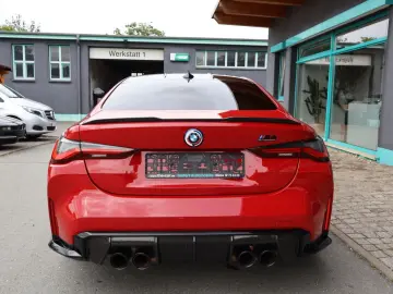 BMW M4 Coupe xDrive Competition 50 Jahre Edition