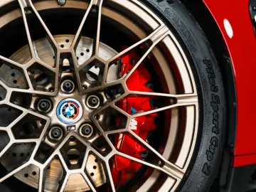 BMW M4 Coupe xDrive Comp Laser Buckets ACC 50 Jahre