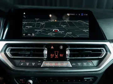 BMW M4 Coupe xDrive Comp Laser Buckets ACC 50 Jahre