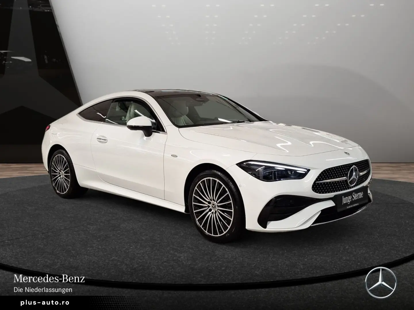 MERCEDES-BENZ CLE 300 e AMG Adv  Pano Burm3D Winter Digital