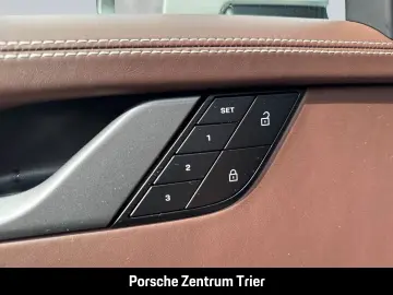 PORSCHE 992 (911) Carrera 4S Cabriolet