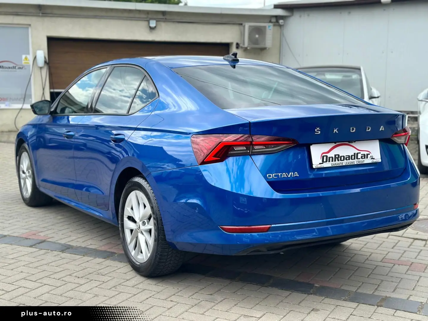 Skoda Octavia 2.0TDI DSG Style 150CP Matrix Camera BlindSpot