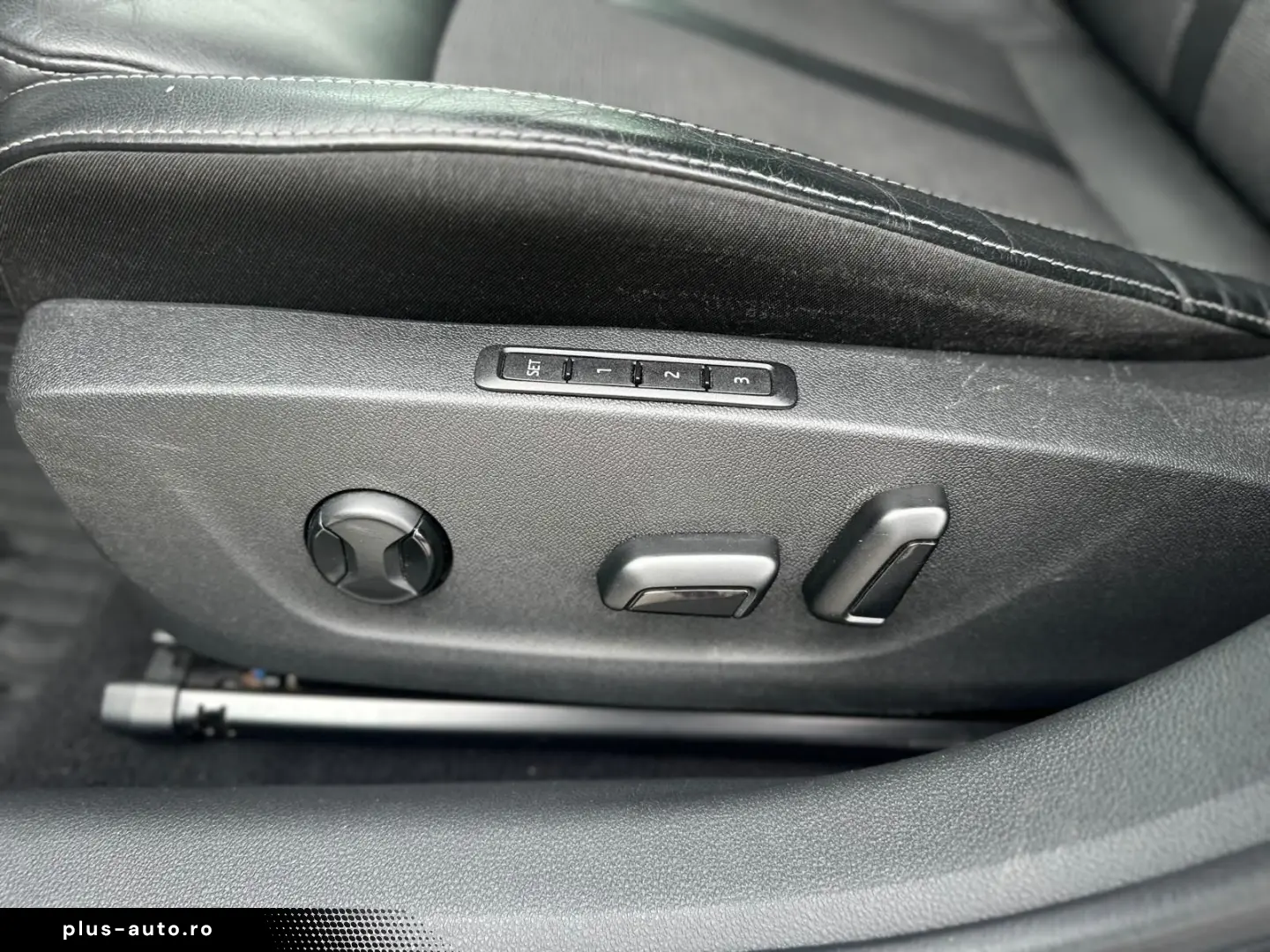 Skoda Octavia 2.0TDI DSG Style 150CP Matrix Camera BlindSpot