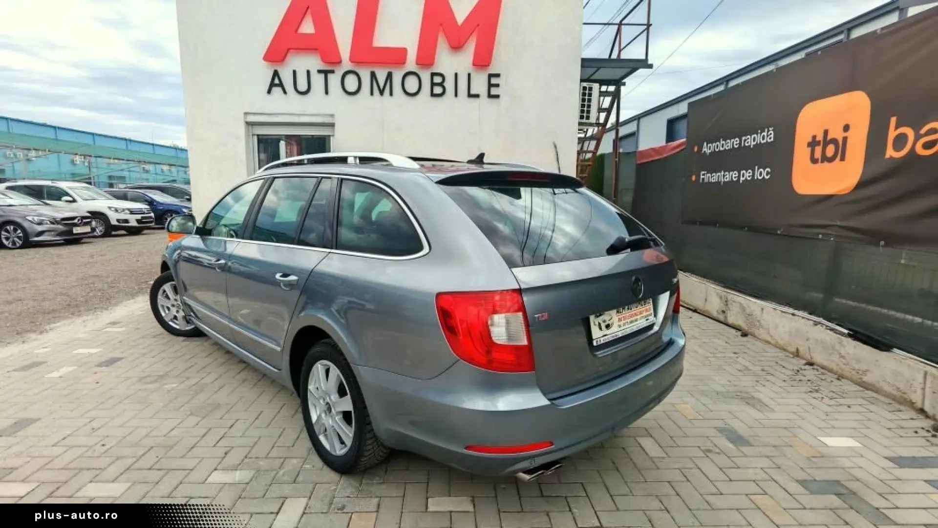 Skoda Superb Diesel Manual 2012 - Rate   Credit   Garntie