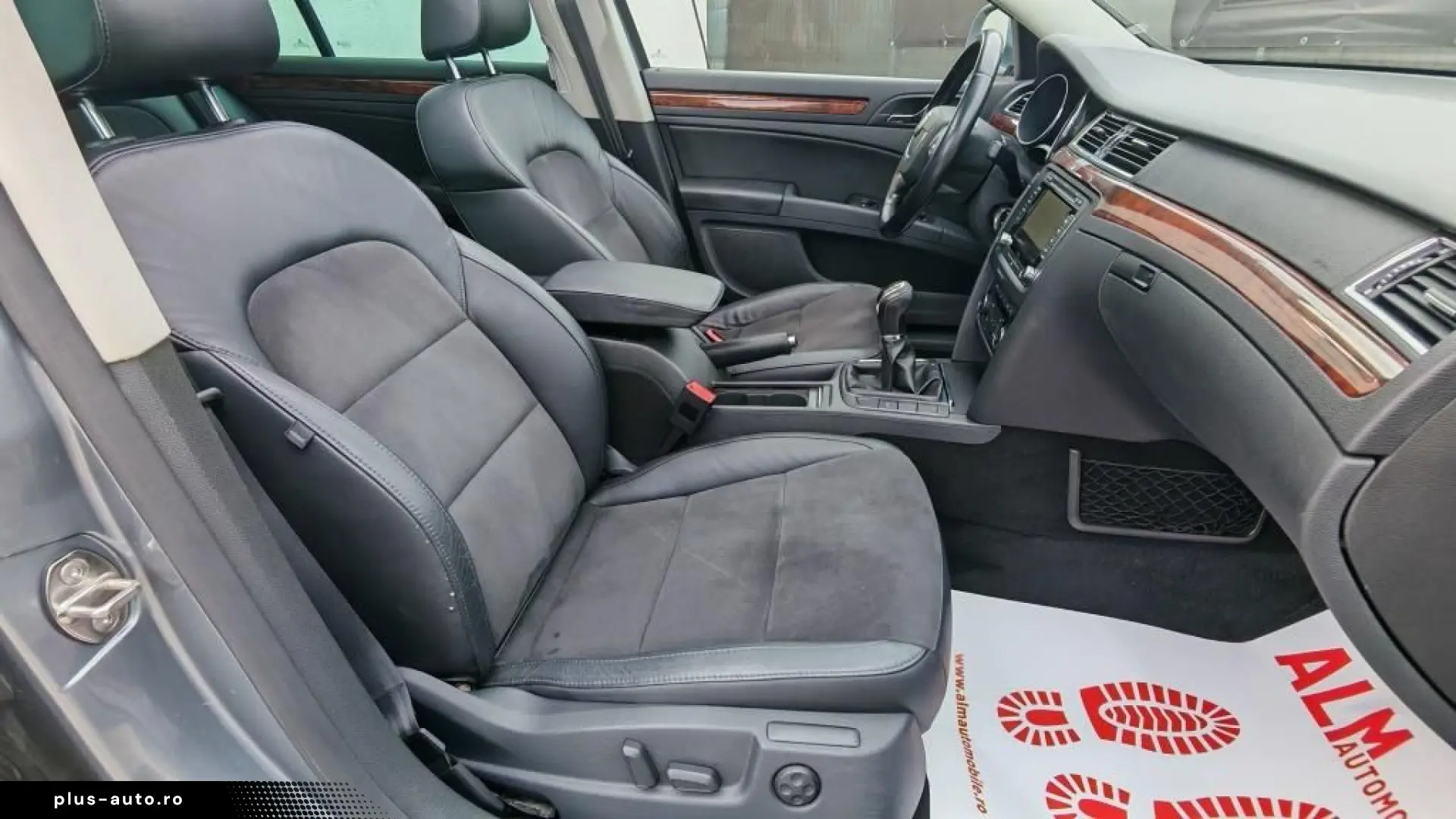 Skoda Superb Diesel Manual 2012 - Rate   Credit   Garntie