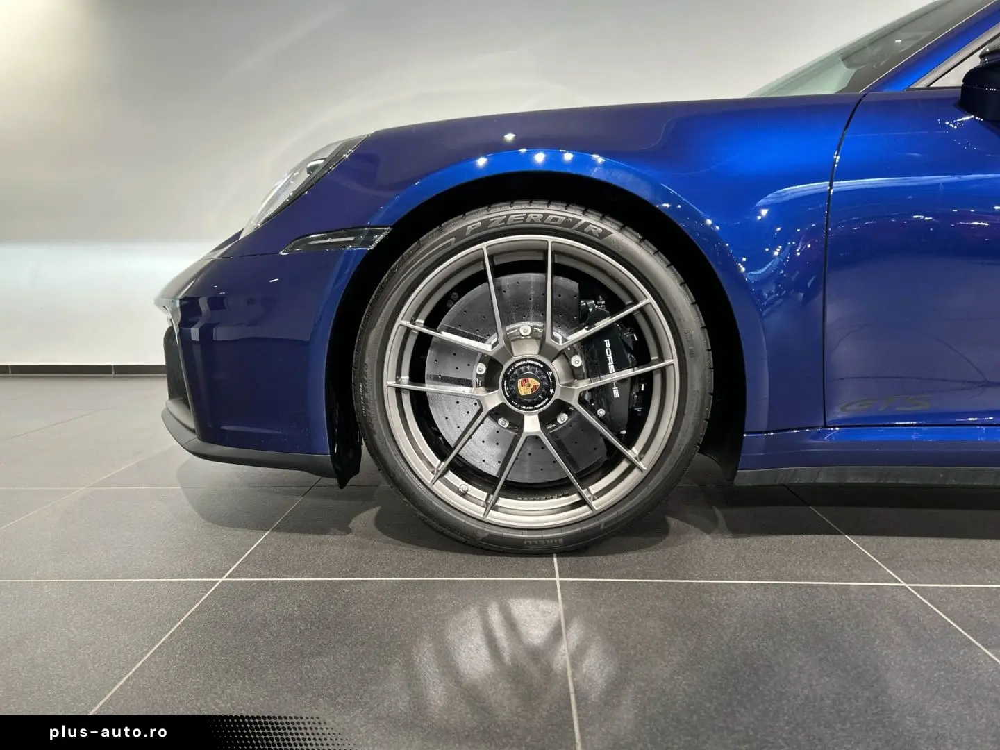PORSCHE 992 911 Targa 4 GTS InnoDrive PCCB Sportabgas
