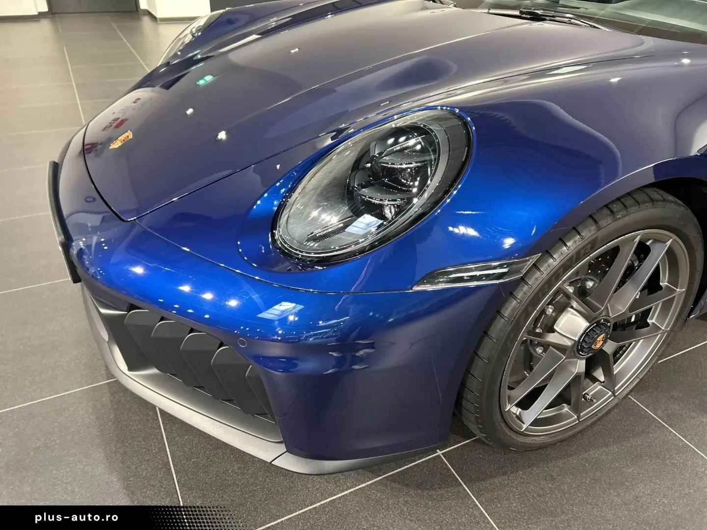 PORSCHE 992 911 Targa 4 GTS InnoDrive PCCB Sportabgas