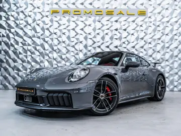 PORSCHE 911 Carrera 4 GTS  Aerokit  Lift