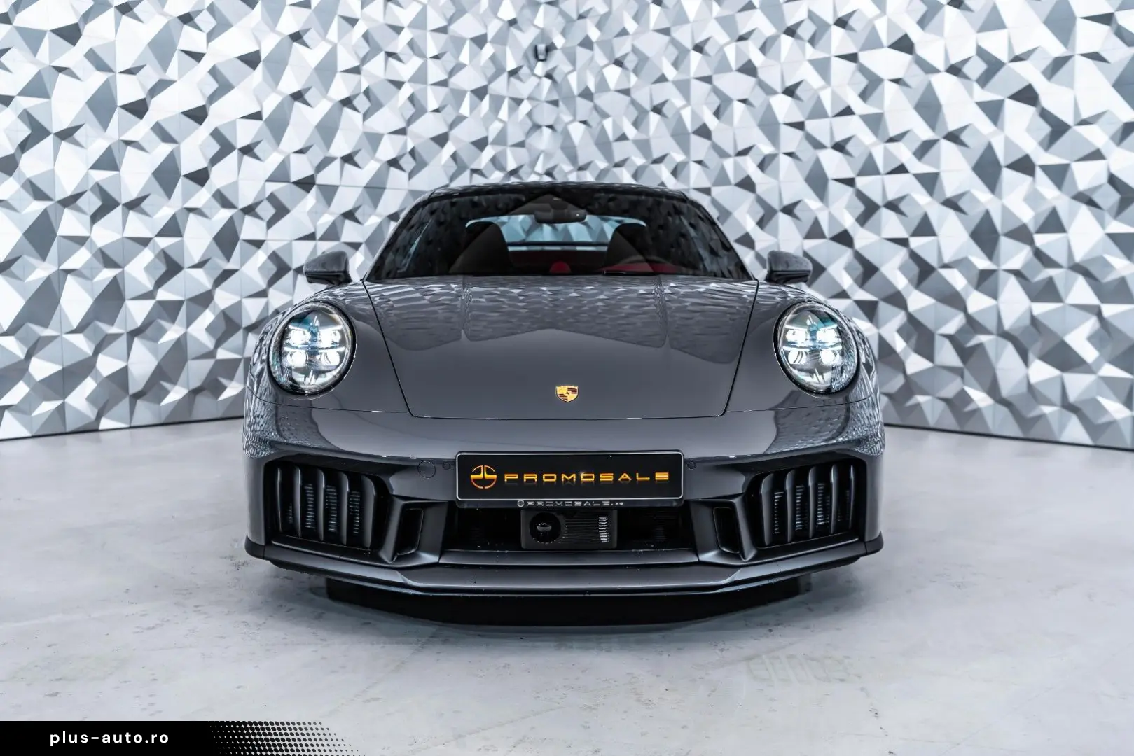 PORSCHE 911 Carrera 4 GTS  Aerokit  Lift