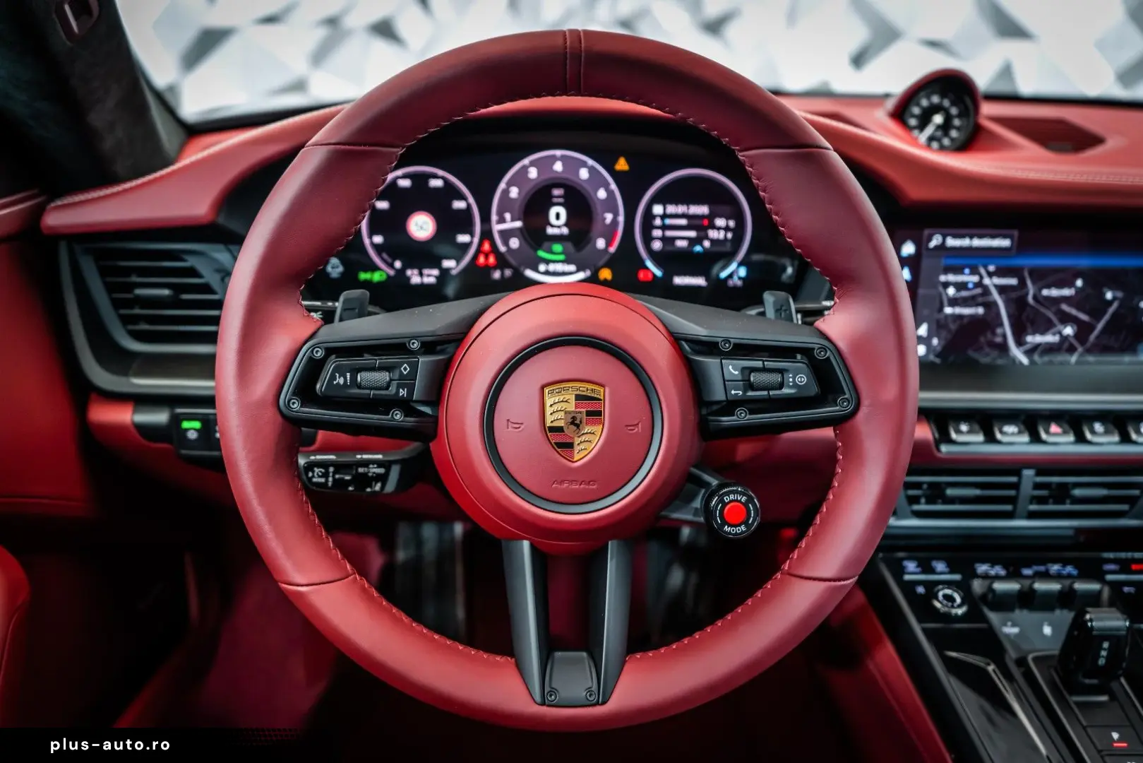 PORSCHE 911 Carrera 4 GTS  Aerokit  Lift