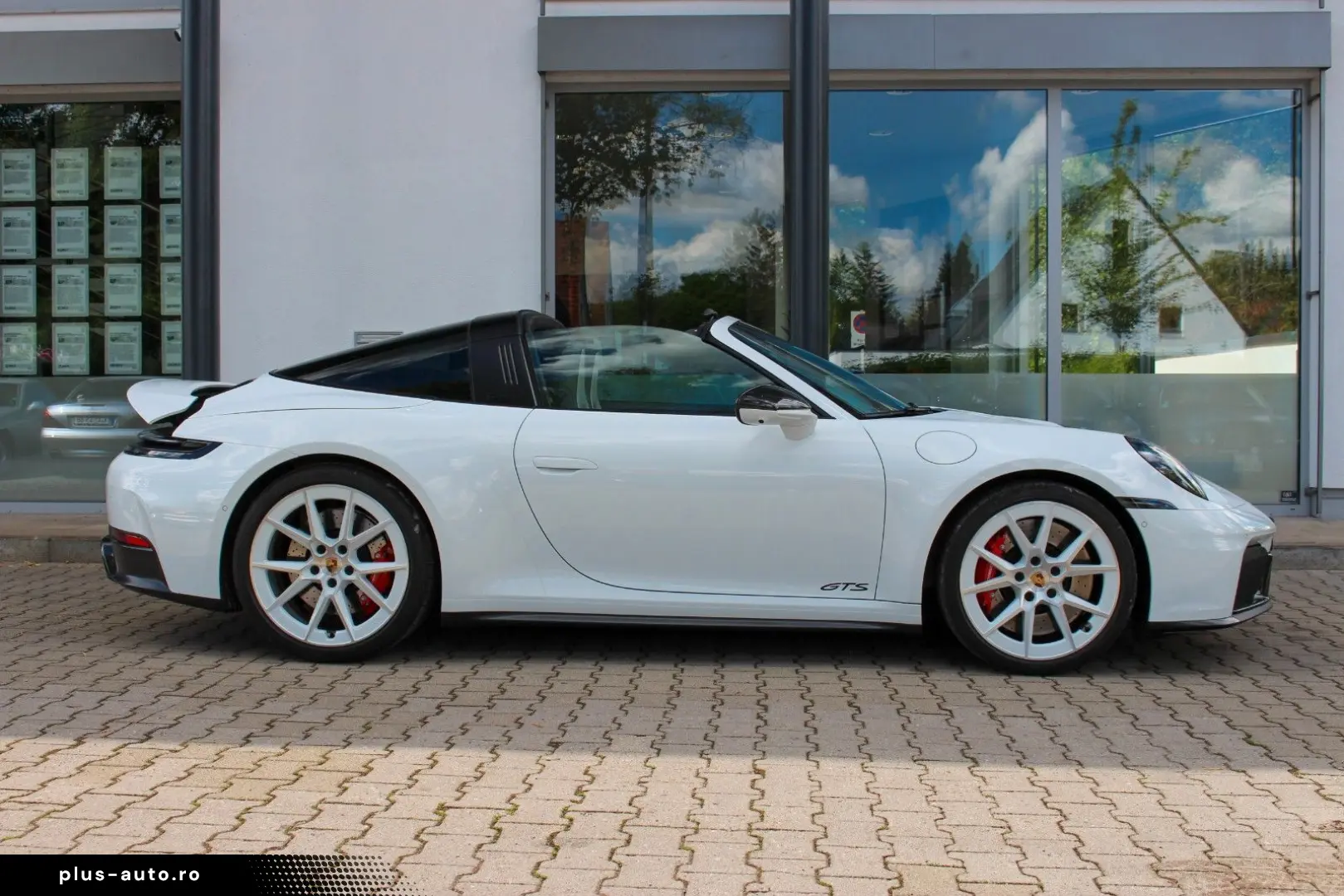 PORSCHE Targa 4 GTS    BURMESTER   MATRIX    CHRONO