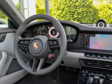 PORSCHE Targa 4 GTS    BURMESTER   MATRIX    CHRONO
