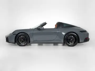 PORSCHE 911 Targa 4 GTS   Int. Carbon   Lift   HD Matrix