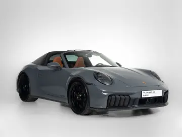 PORSCHE 911 Targa 4 GTS   Int. Carbon   Lift   HD Matrix