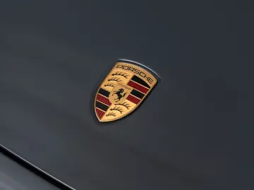 PORSCHE 911 Targa 4 GTS   Int. Carbon   Lift   HD Matrix