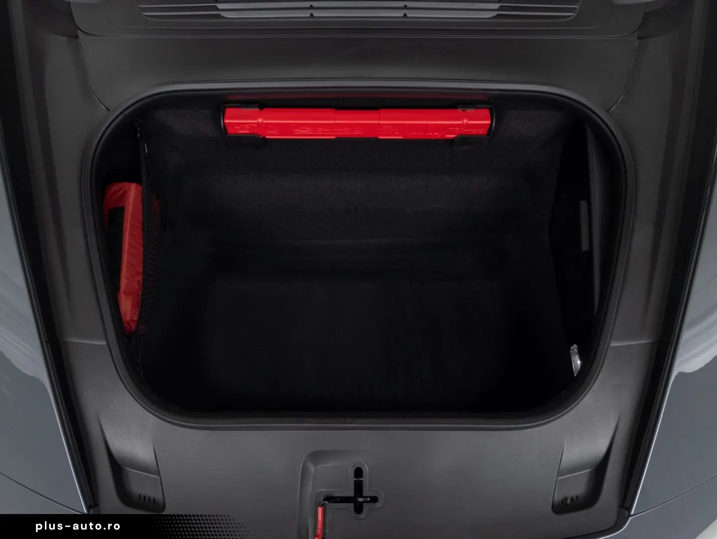 PORSCHE 911 Targa 4 GTS   Int. Carbon   Lift   HD Matrix