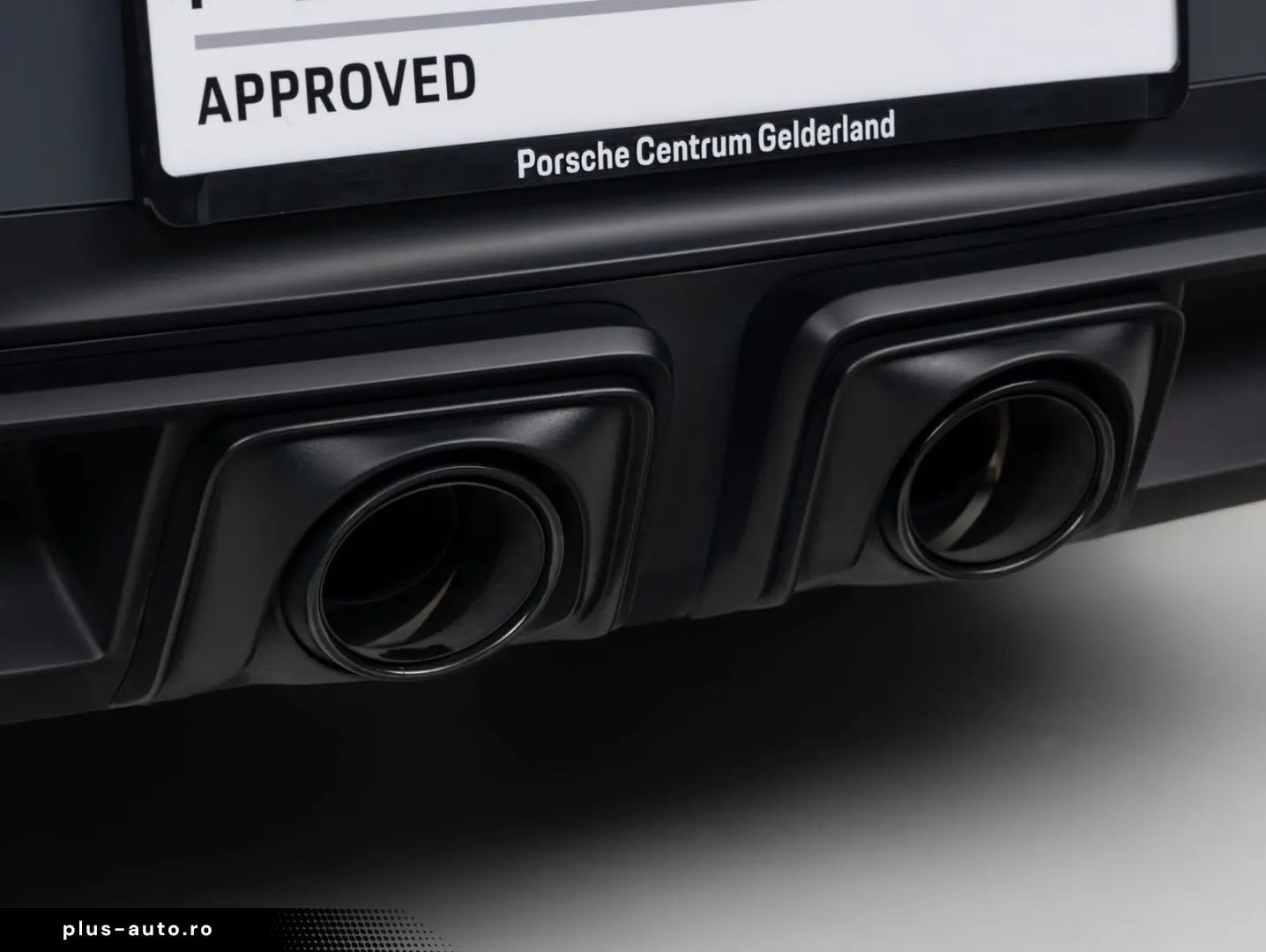 PORSCHE 911 Targa 4 GTS   Int. Carbon   Lift   HD Matrix