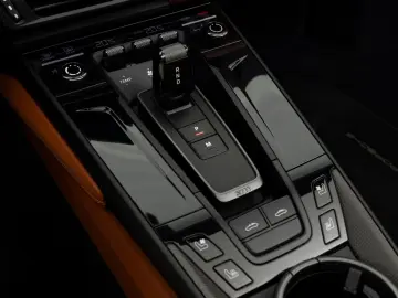 PORSCHE 911 Targa 4 GTS   Int. Carbon   Lift   HD Matrix