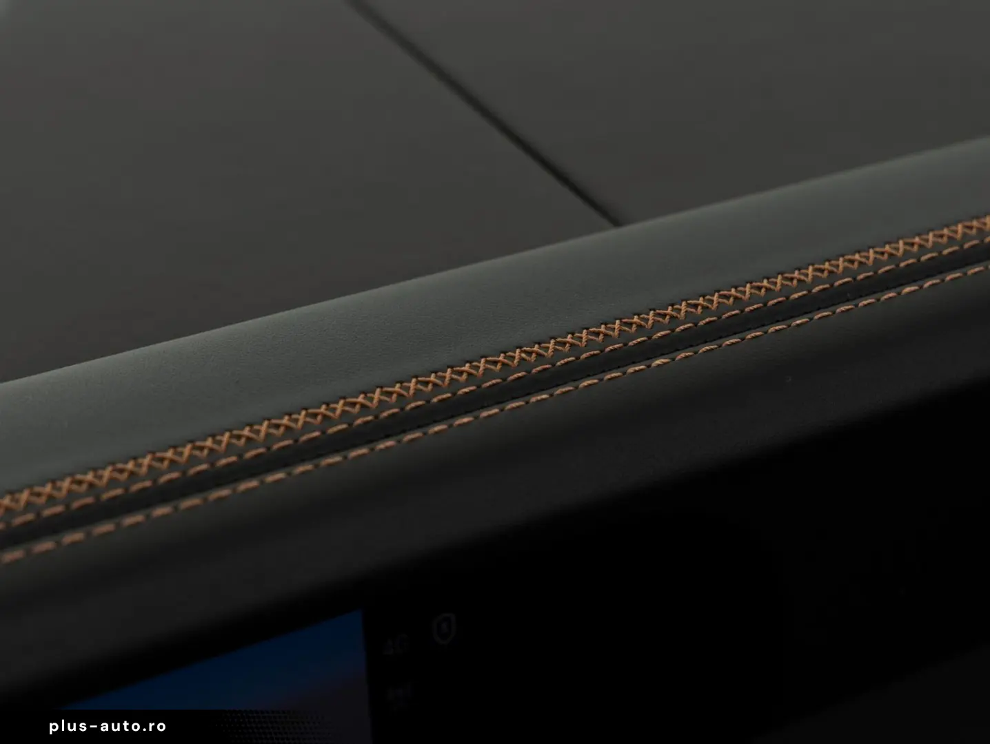 PORSCHE 911 Targa 4 GTS   Int. Carbon   Lift   HD Matrix