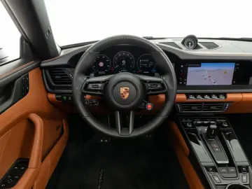 PORSCHE 911 Targa 4 GTS   Int. Carbon   Lift   HD Matrix