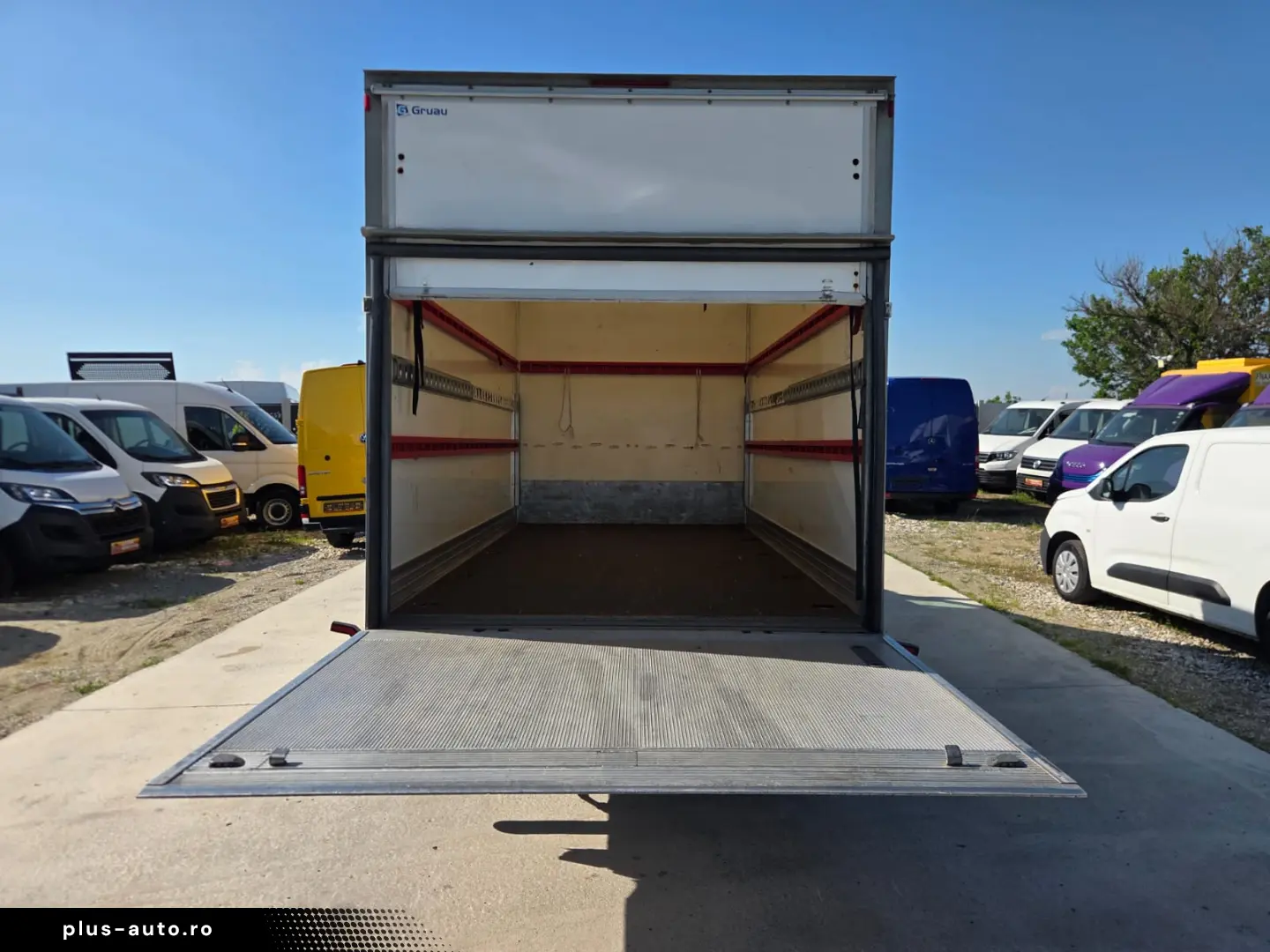 IVECO NEW DAILY CUB L=4.10M   LIFT HIDRAULIC