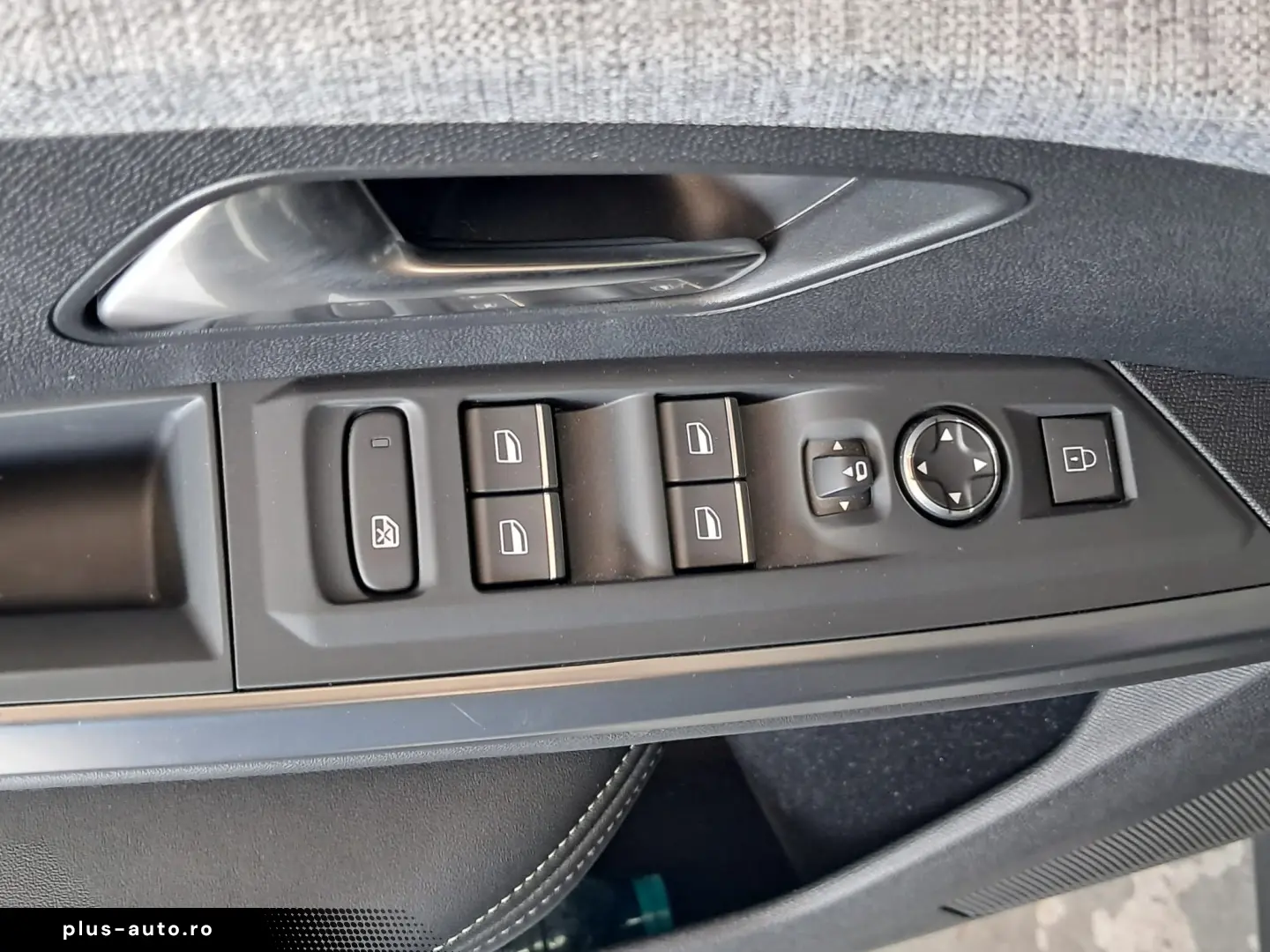 NOUL PEUGEOT 3008 SUV GT 1.2 HYBRID 136 CP