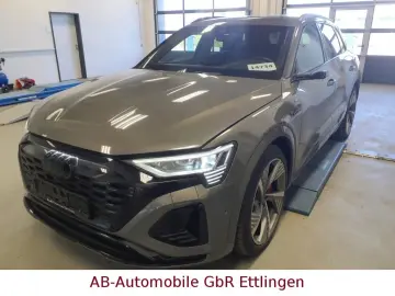 AUDI Q8 e-tron 50 quattro S line 101T¤