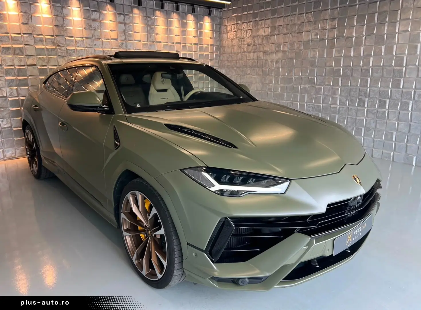 LAMBORGHINI Urus S