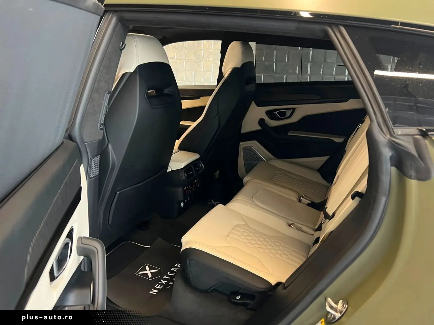 LAMBORGHINI Urus S