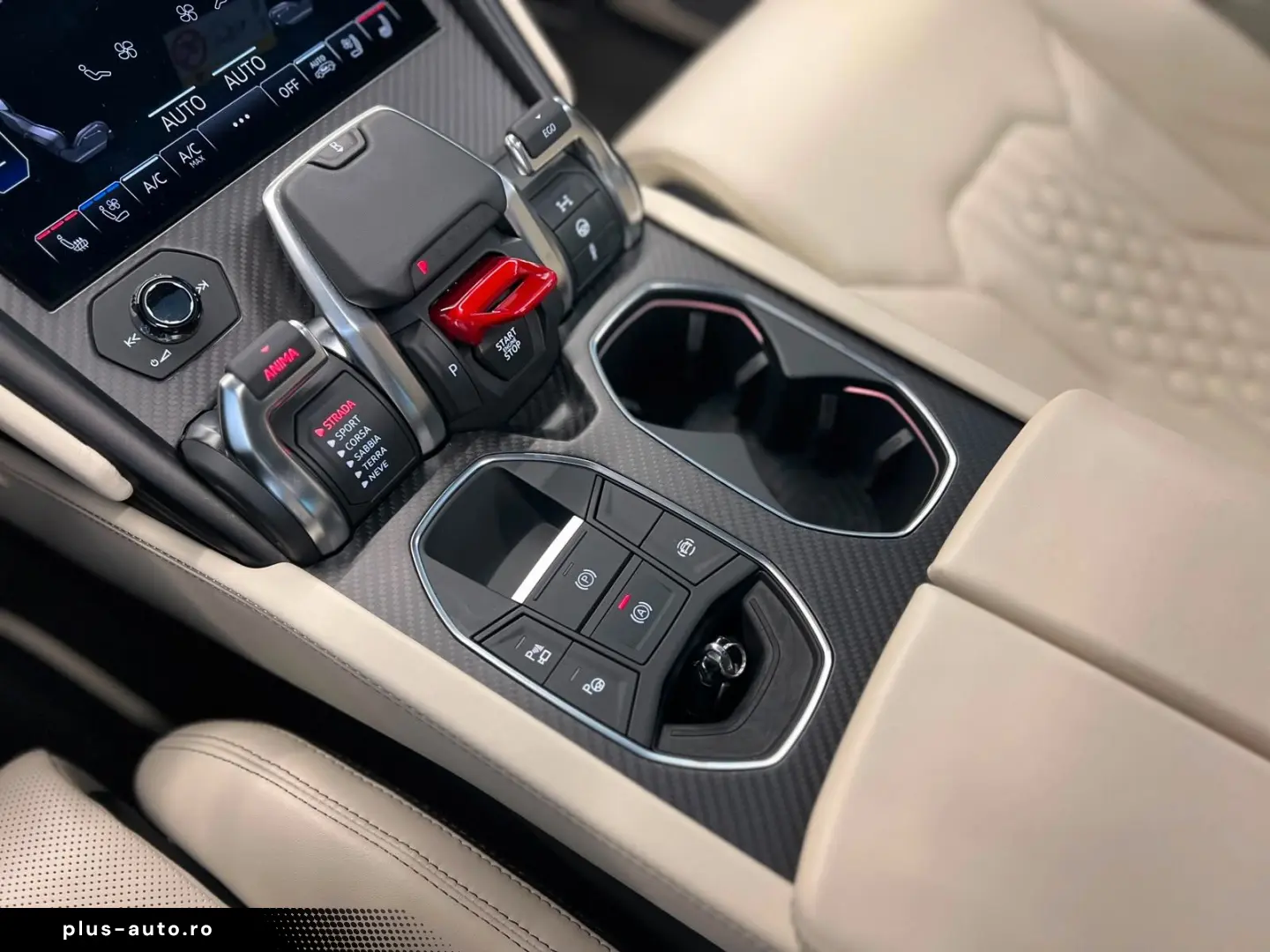 LAMBORGHINI Urus S