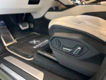 LAMBORGHINI Urus S