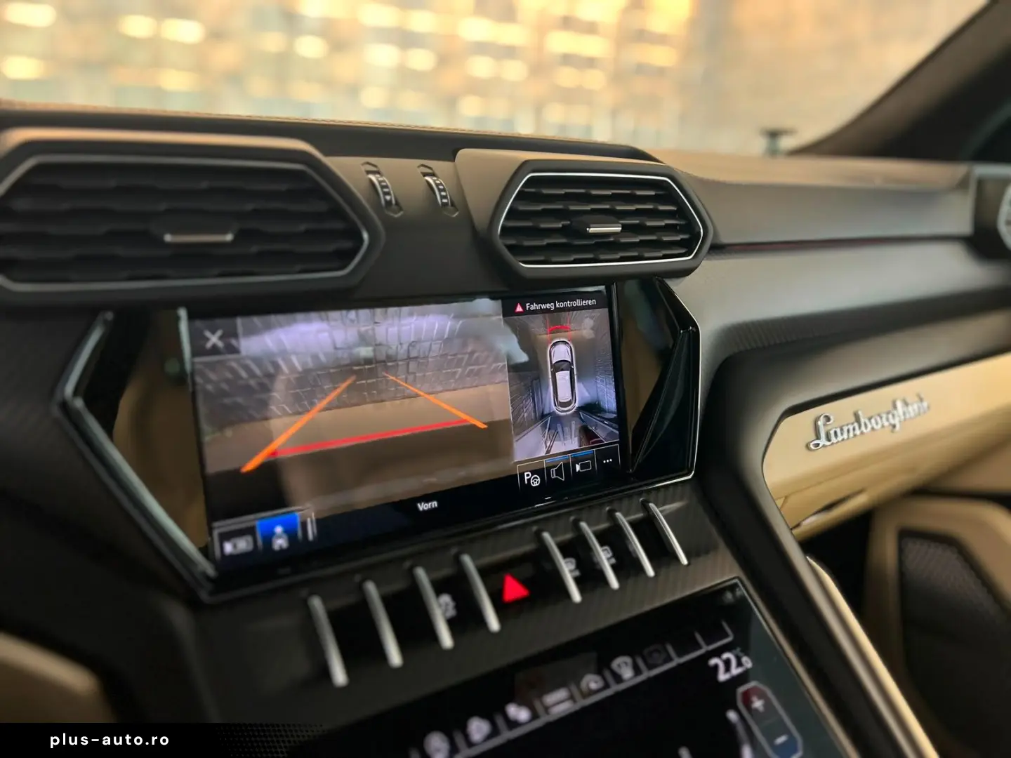LAMBORGHINI Urus S