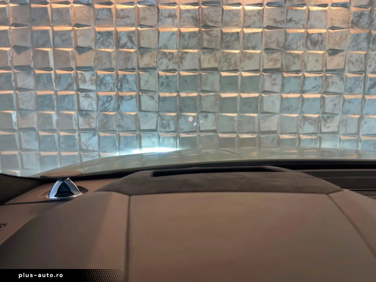 LAMBORGHINI Urus S