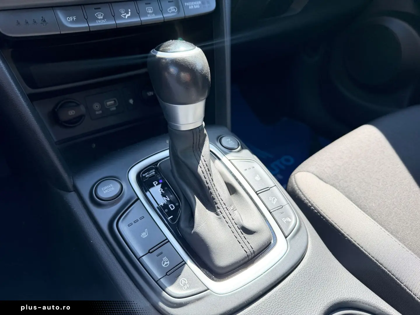 Hyundai Kona 4x4 Lane Assist Led HUD Navi Camera Senzori Ung