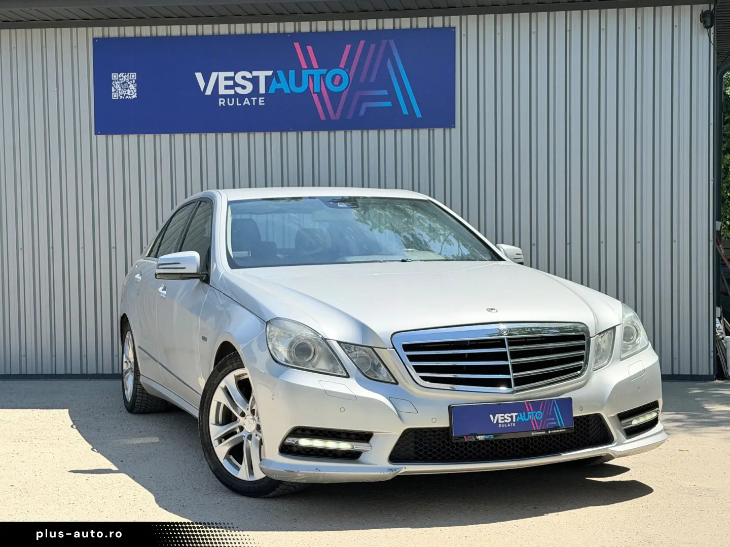 Mercedes-Benz E