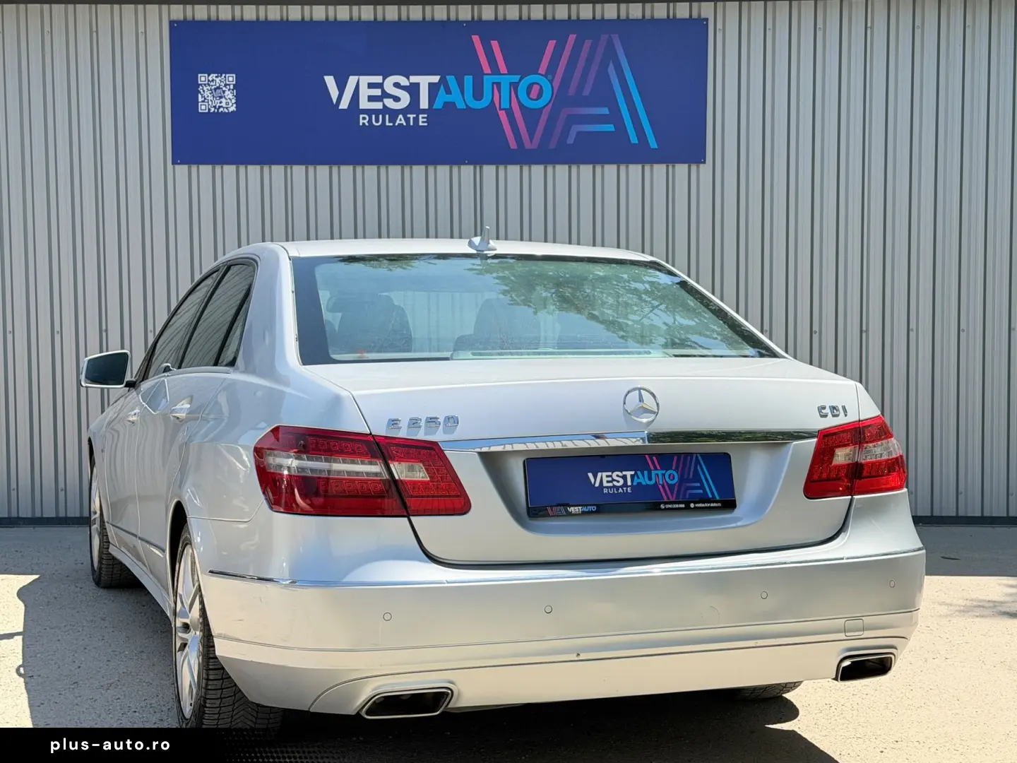Mercedes-Benz E