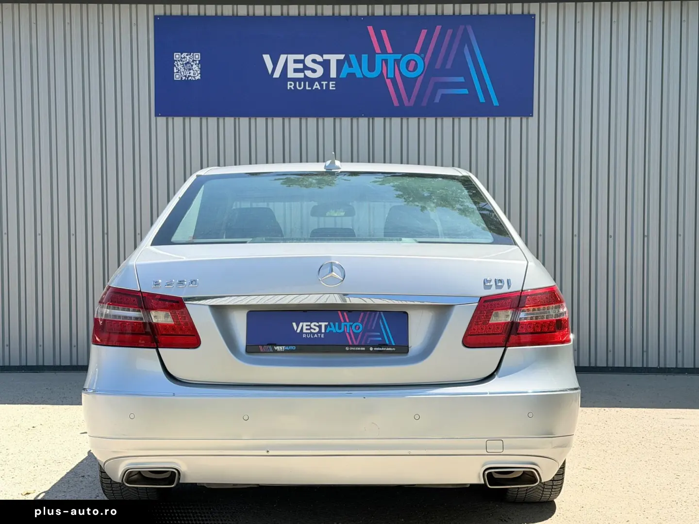 Mercedes-Benz E