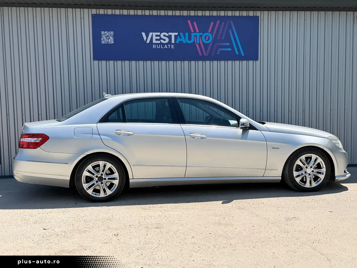 Mercedes-Benz E