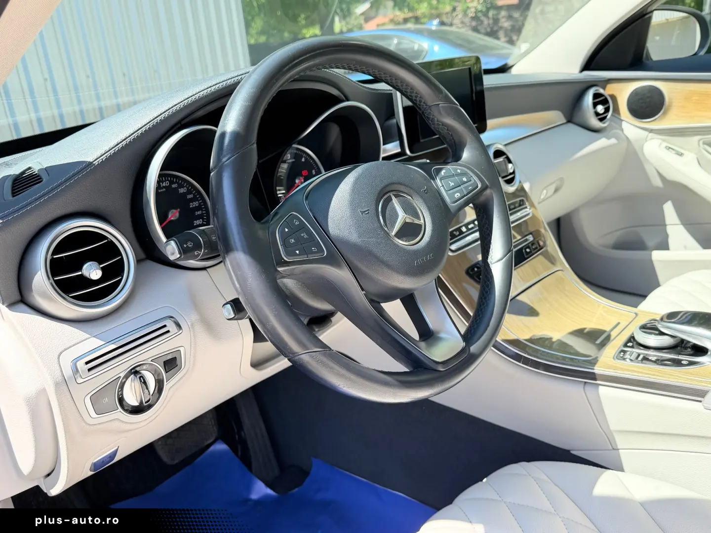 Mercedes-Benz C