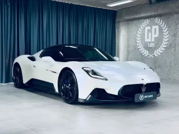 MASERATI MC20 NOVITEC Bianco Audace Lift Carbon Keramik