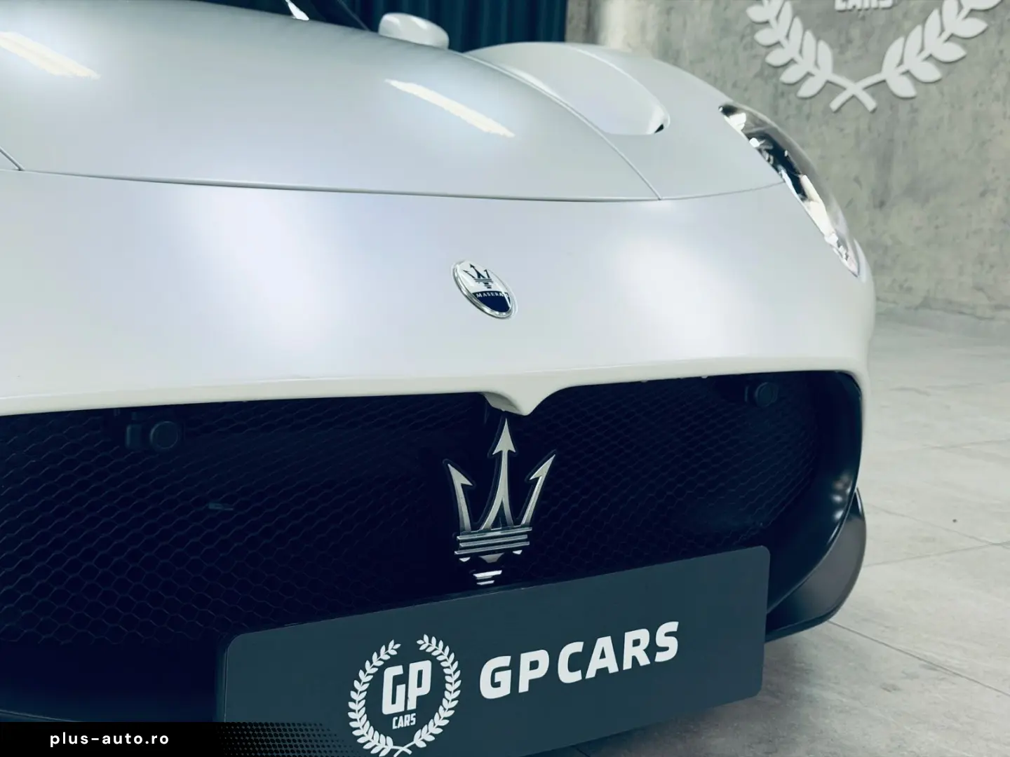 MASERATI MC20 NOVITEC Bianco Audace Lift Carbon Keramik