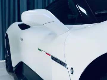 MASERATI MC20 NOVITEC Bianco Audace Lift Carbon Keramik