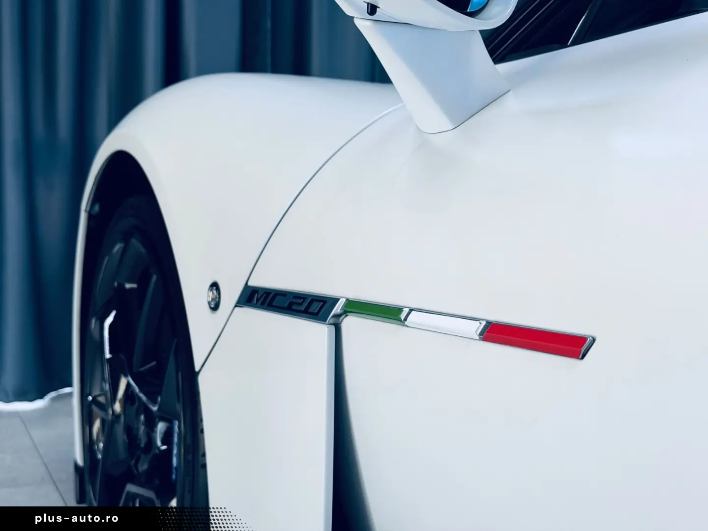 MASERATI MC20 NOVITEC Bianco Audace Lift Carbon Keramik